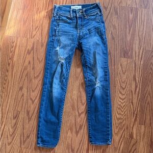 Abercrombie & Fitch Girls Distressed Blue Skinny Jeans Size 8